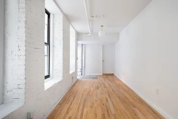 Rented by Compass | media 14