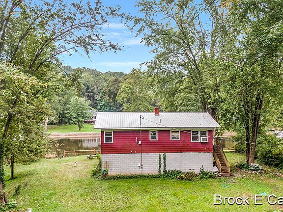 4th image of 4136 W Sycamore Dr