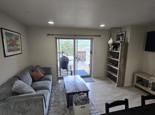 (Undisclosed Address), Foster, OR 97345