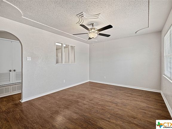 5th image of 702 S 13th St