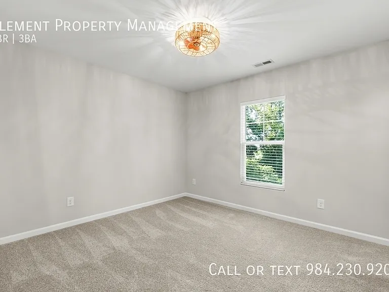 240 Quailwood Dr — Photo 26
