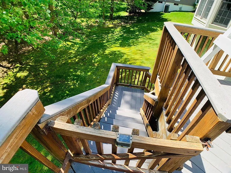 8604 Oak Chase Cir — Photo 53