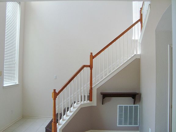 4th image of 3140 Kettle River Ct