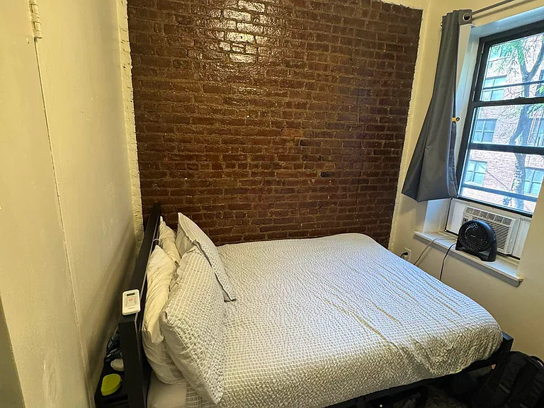 220 E 29th St #2A — Photo 26