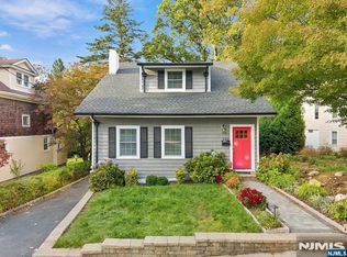 102 Large Ave, Hillsdale, NJ 07642