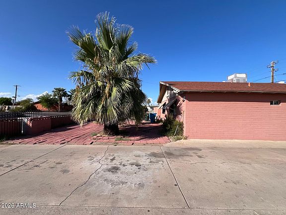 2nd image of 3053 N 53RD Drive