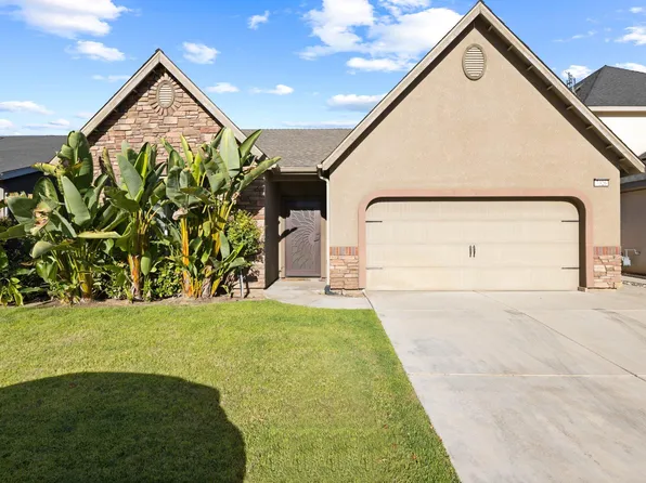 7326 N Lacey Drive, Fresno, CA 93722