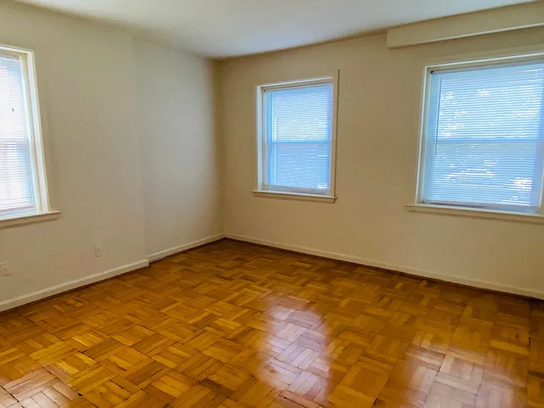 2609 Park Avenue — Photo 15