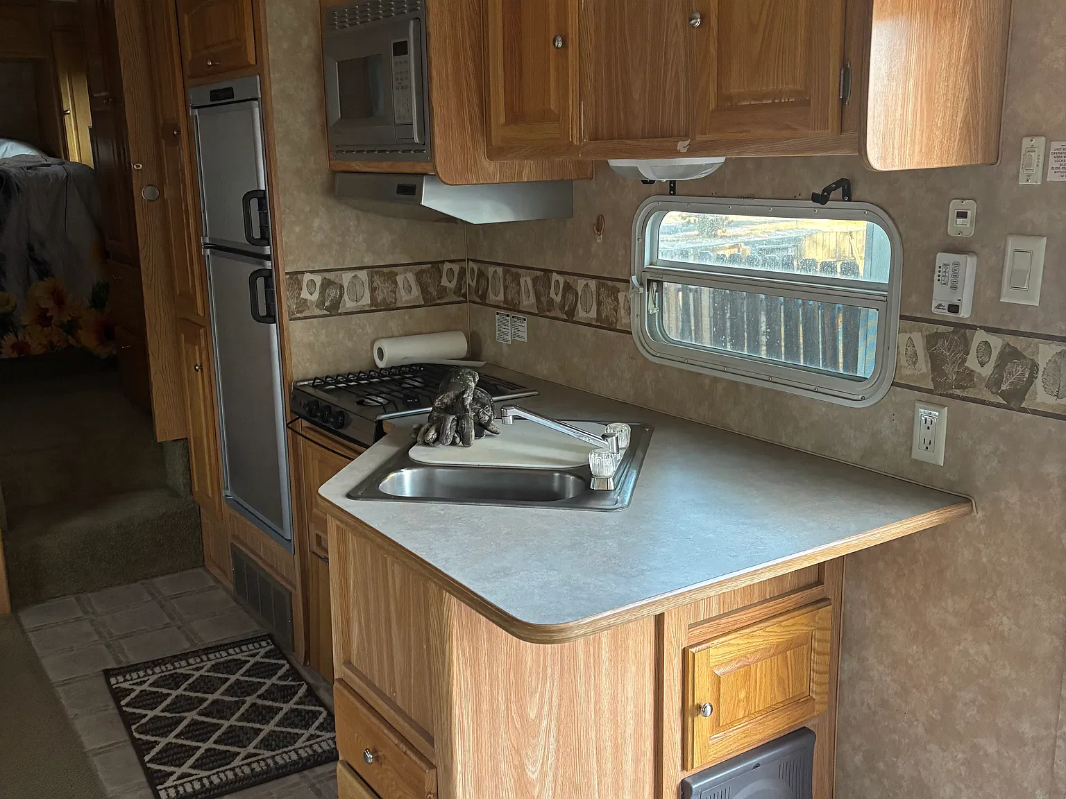 1 bed, 200 sqft, $495 — Photo 3