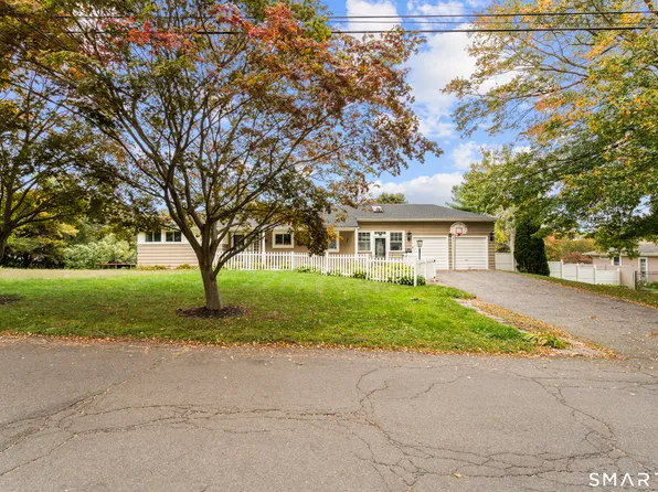 5 Arden Road, Trumbull, CT 06611