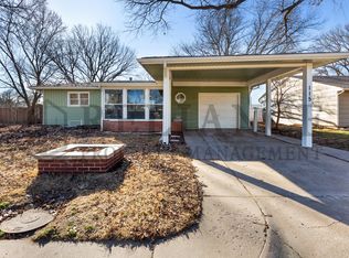 115 N Randall St, Mount Hope, KS 67108