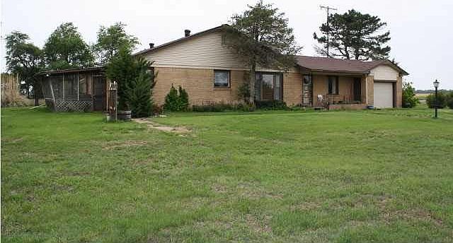 2nd image of 1702 S #3rd
