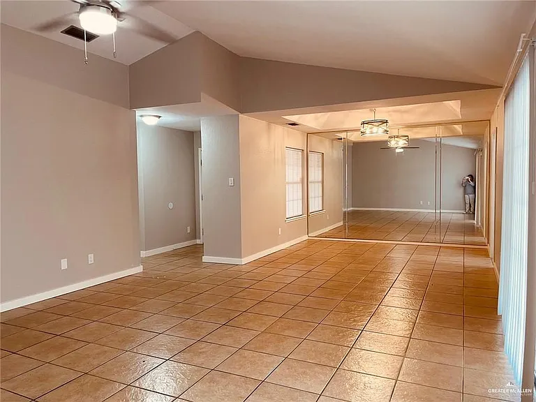 1206 Bluebird Ave — Photo 11