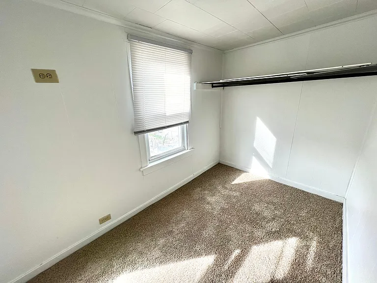 1613 Fourth Avenue (Full Service) — Photo 23