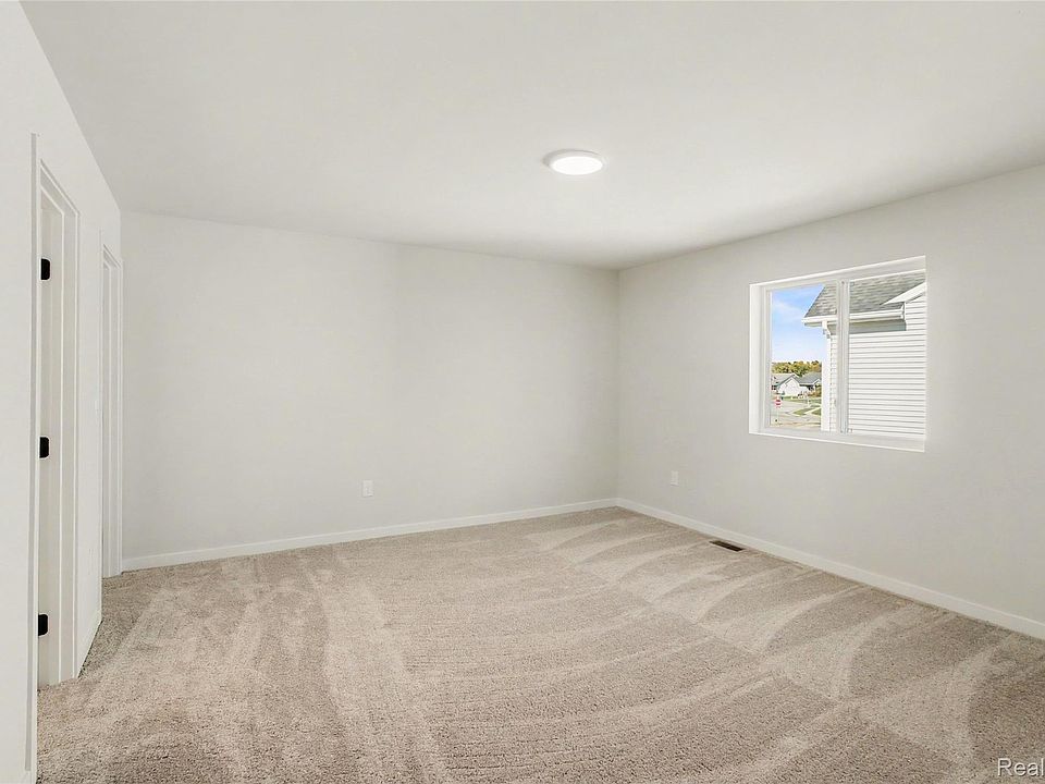 8033 Moonlight Creek Ln, photo 11