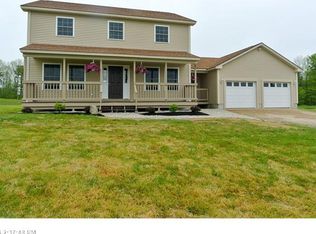 27 Wilson Rd, Cumberland, ME 04021