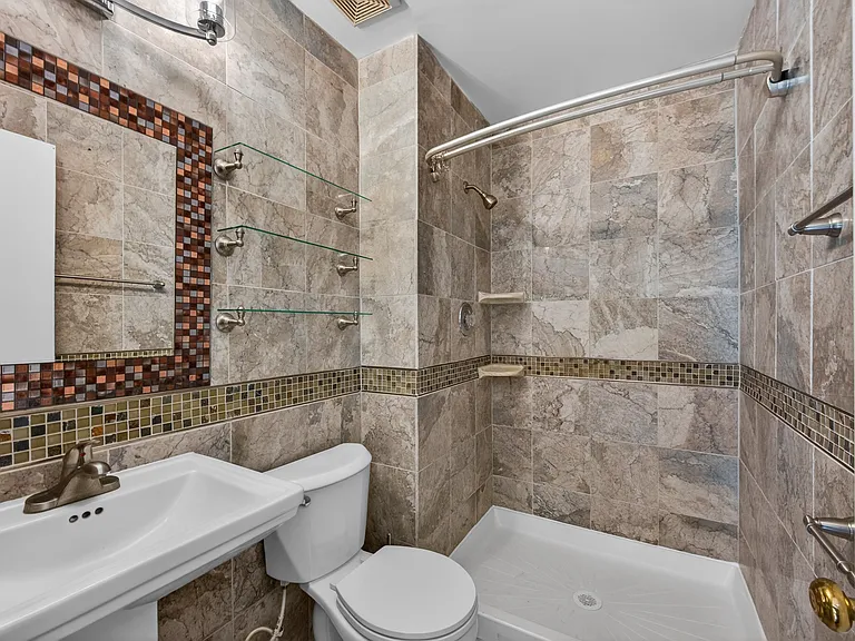 14546 Bisbee Ct — Photo 17