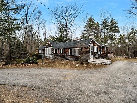 5th image of 341 Flanders Road