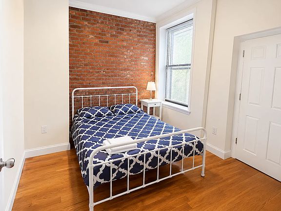 5th image of 1875 Lexington Ave #3C