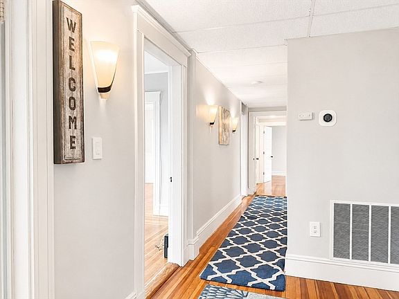 3rd image of 374 Massachusetts Ave APT 3
