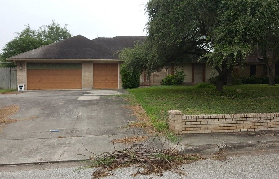 1st image of 2392 Lois Ln