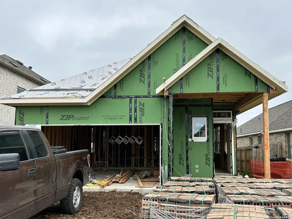 260 ALPINE LKS, New Braunfels, TX 78130