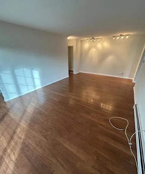 100 N Dryden Pl #1C — Photo 3