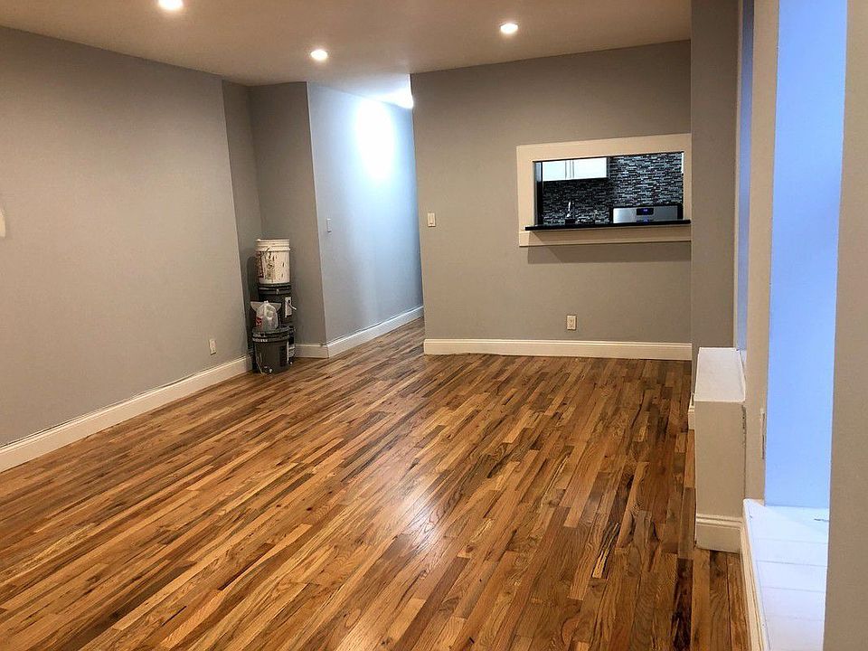 1st image of 940 Bronx Park S APT 1A