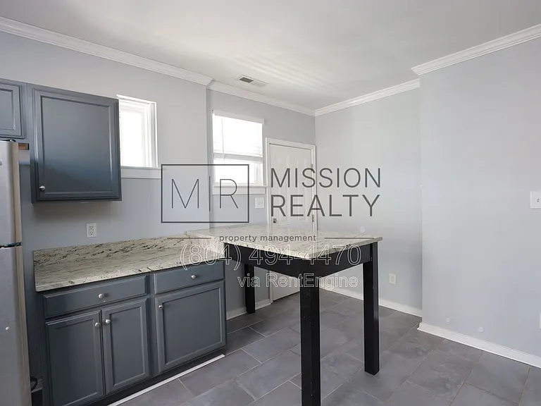 1402 Bainbridge St #B — Photo 12