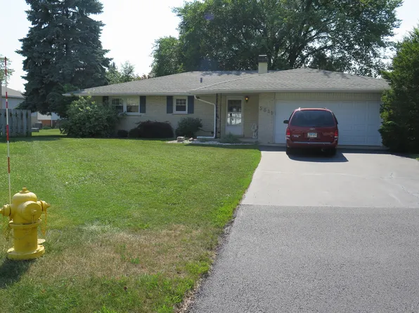 5811 Rose Ct, Countryside, IL 60525