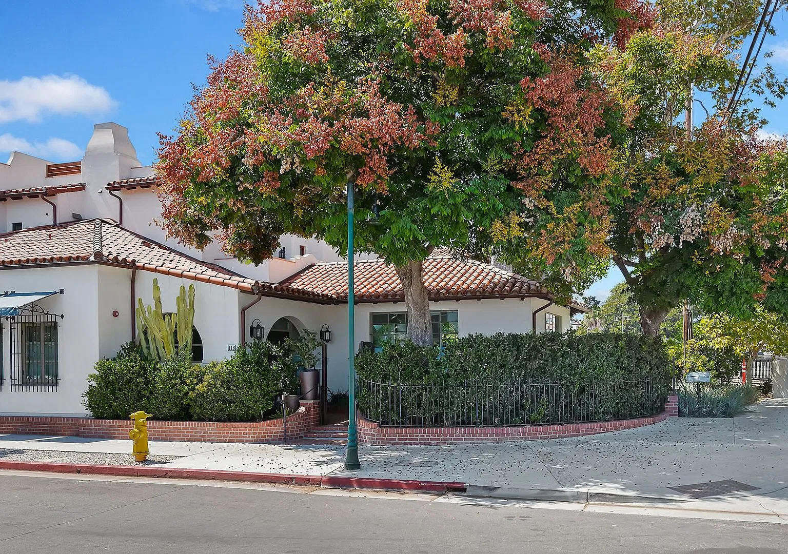 Stunning Property For Lease ~ Experience The Santa Barbara Life! — Photo 2
