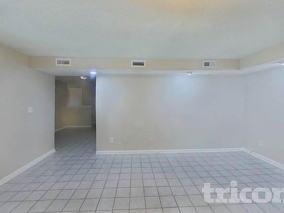 2nd image of 2814 Cedaridge Dr