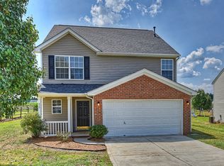 429 Glencroft Dr, Wingate, NC 28174