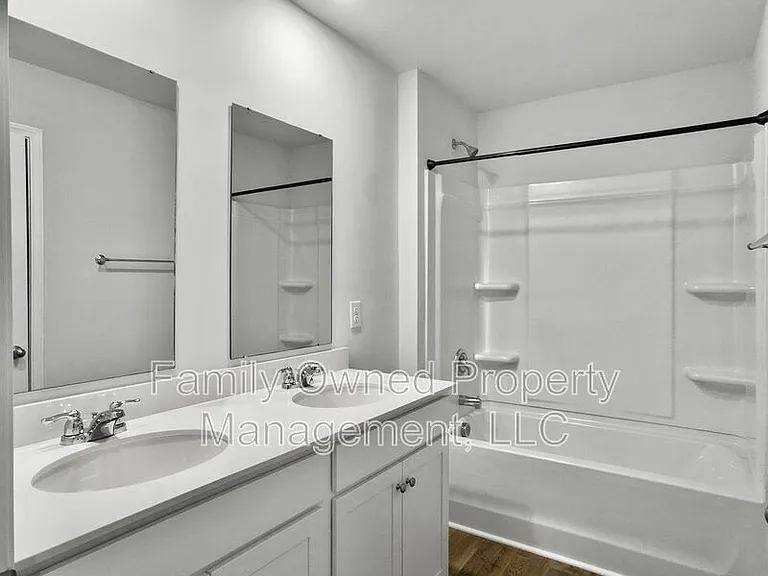422 Blue Elderberry Run — Photo 31