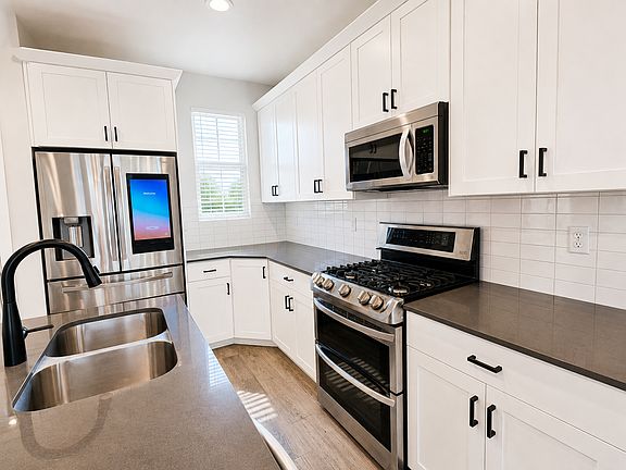 5th image of 10743 S Porcini Dr