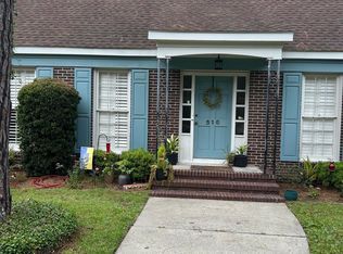 516 Postell Dr, Saint Simons Island, GA 31522