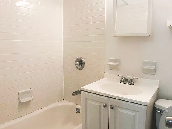 5th image of 162 E 88th St #109