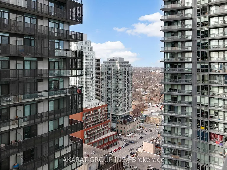39 Roehampton Ave #2407 — Photo 29
