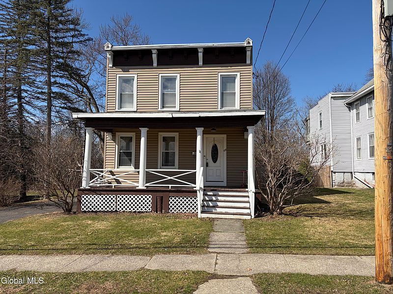 3rd image of 64 Edward Street