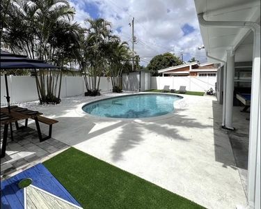 7550 Meridian St, Miramar, FL, 33023