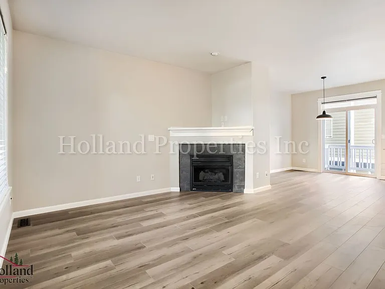 16028 SW Gage Ln — Photo 5
