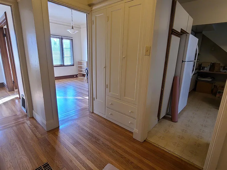 1828 Walnut St — Photo 13