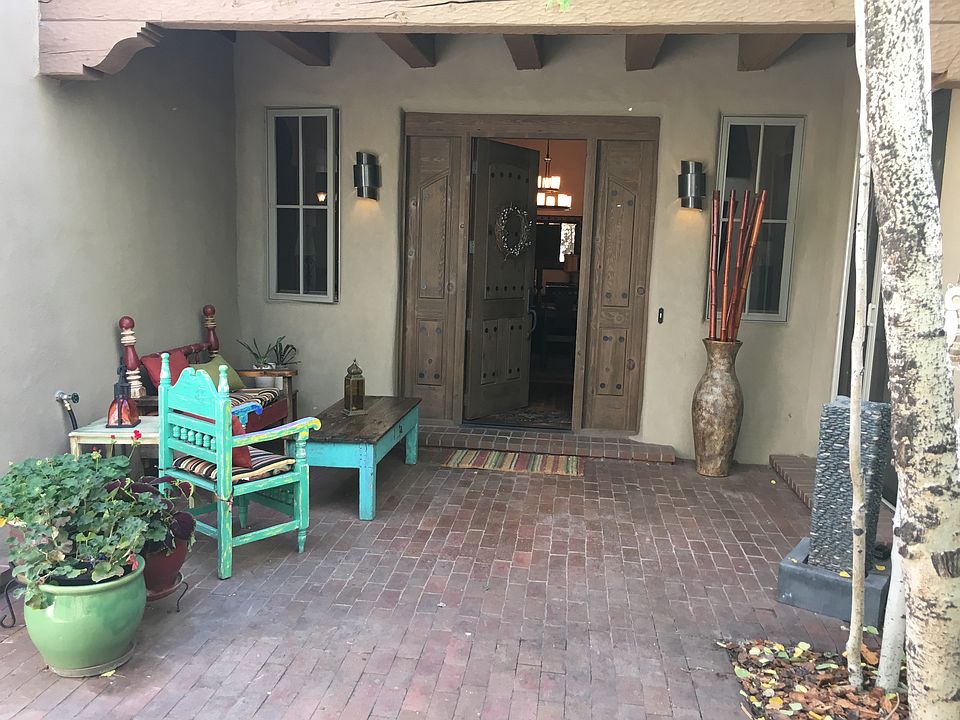 Private Courtyard