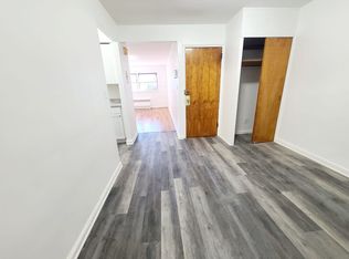 1457 Arnow Ave #1B, Bronx, NY 10469
