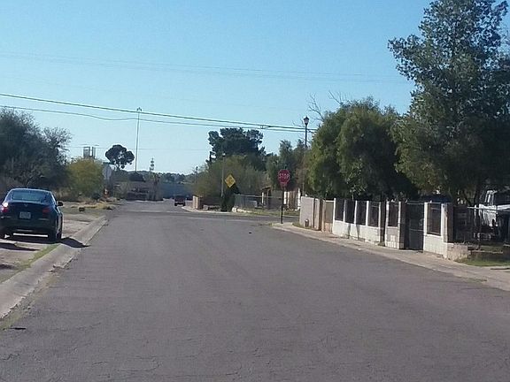 5th image of 734 W Calle Medina
