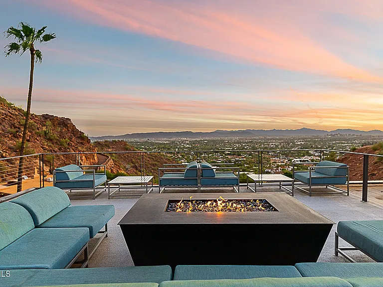 5212 E Red Rock Dr — Photo 4