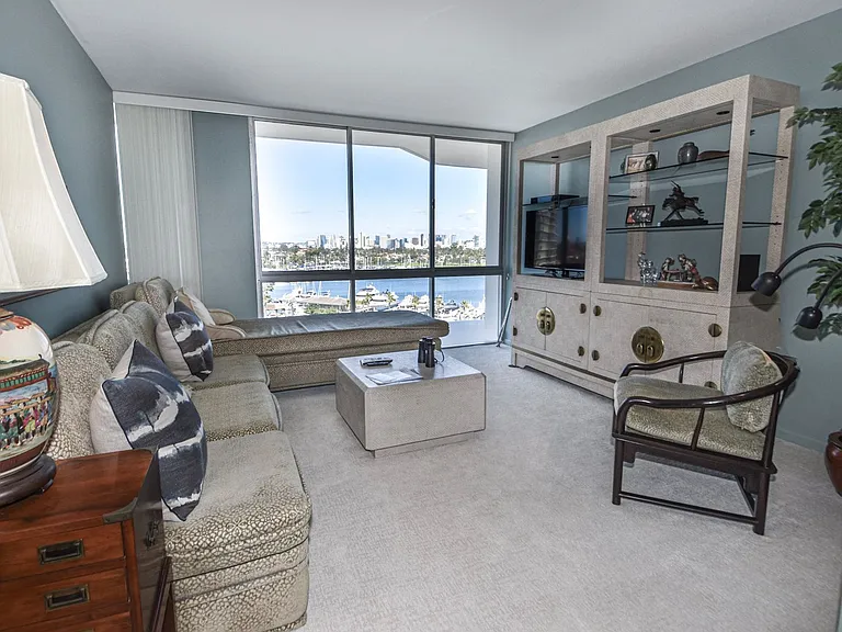 1750 Avenida Del Mundo Unit #804 — Photo 18