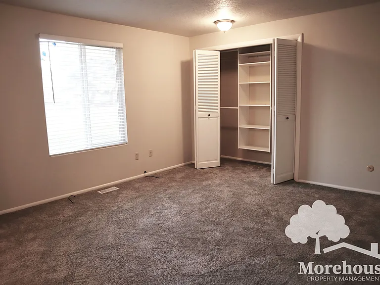 210 W Arrowrock Ln — Photo 19