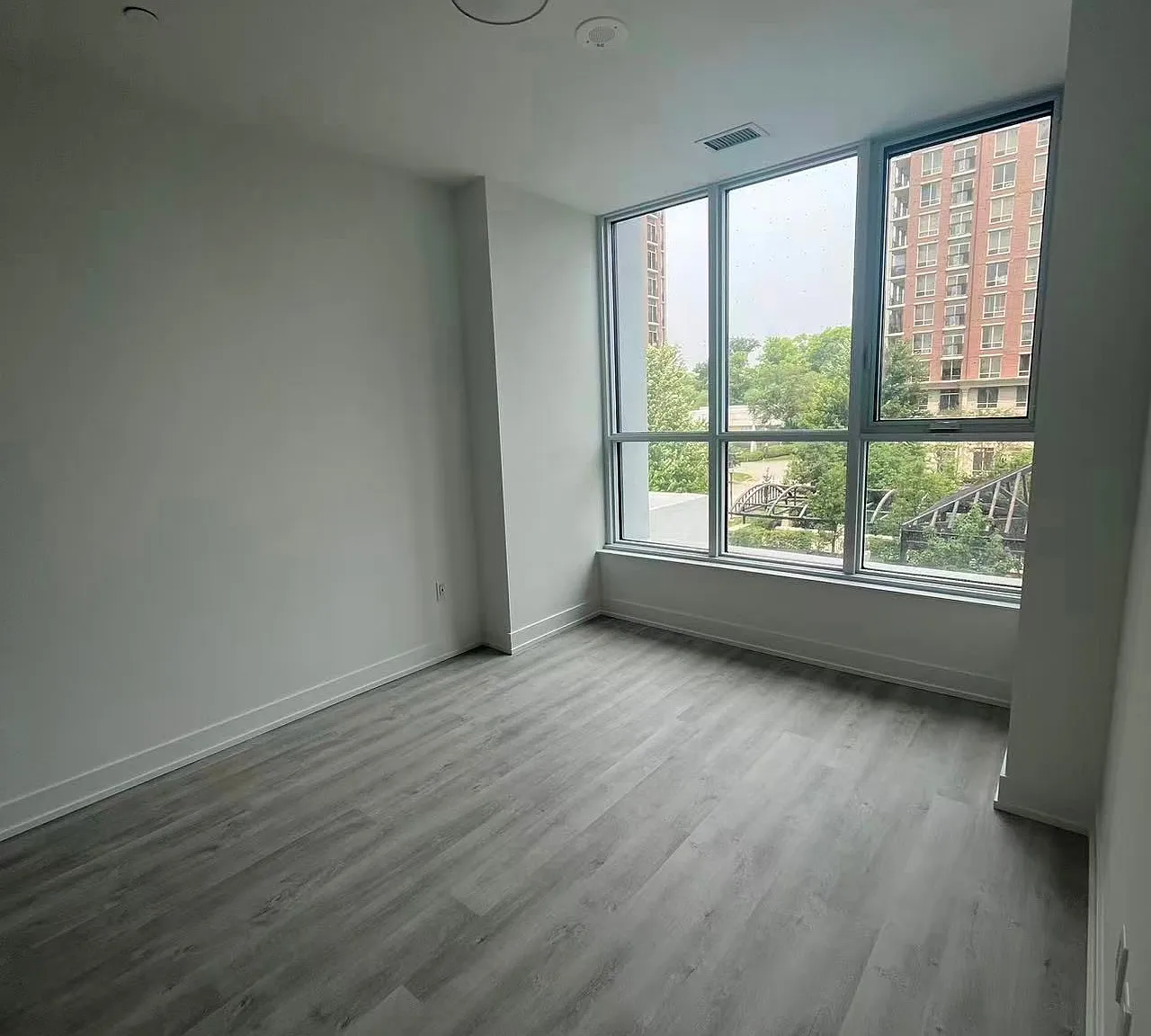 2 bed, $2,450 — Photo 4