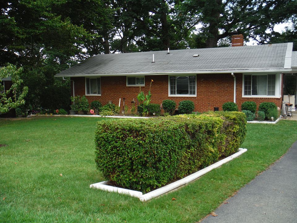 1st image of 7016 Donna Cir